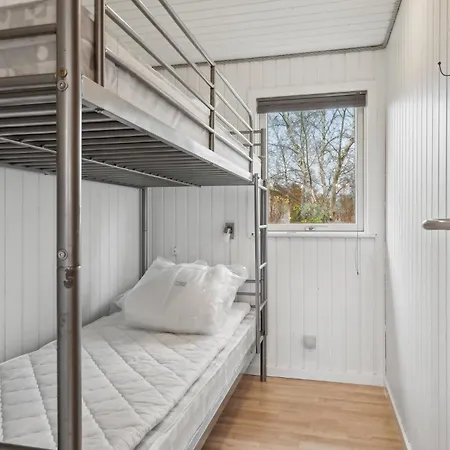 4 Bedroom Cozy In Casa vacanze *