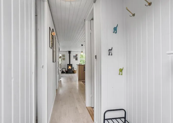 4 Bedroom Cozy In *