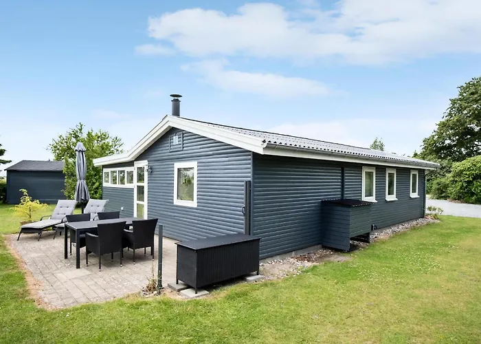 4 Bedroom Cozy In * Миддельфарт